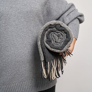���� Luxberry Woolen, ����-���������� � ���� 9330 �. � ������ ������