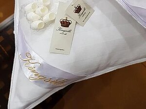 Шелковая подушка Kingsilk Elisabette Premium 50х70 (1.0 кг)