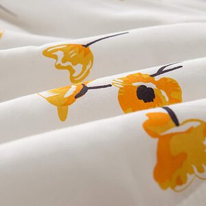 ������ Sofi De Marko ����� � ������������� ��� � 37 ��������