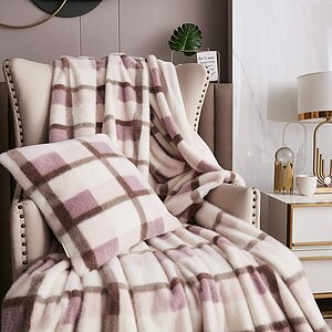 ���� Sofi De Marko ����� �1, ��������� ���� � ���� 7488 �. � 16 ��������