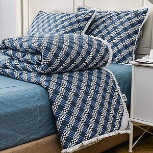 ���������� ����� � ������� Sofi De Marko ��������� �89 � ���� 17184 �. � 70 ��������