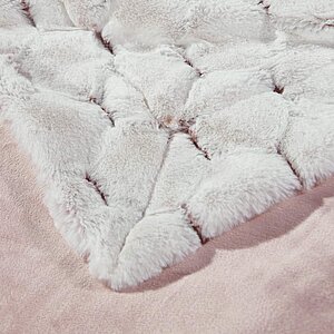 ���� Sofi De Marko ������� �3, ���� � ���� 13872 �. � 50 ��������