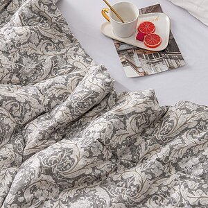 ������ Sofi De Marko ������� � ������ � 33 �������