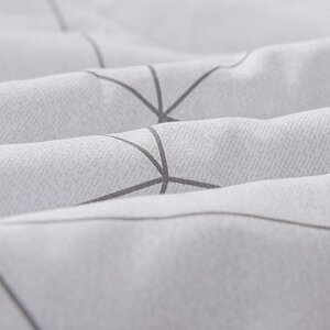 ������ Sofi De Marko ����� � ������������� ��� � 47 ��������