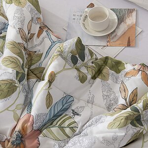 ������ Sofi De Marko �����, ������� � ������������� ��� � 37 ��������