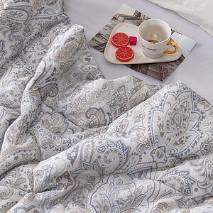 ������ Sofi De Marko ����, ������� � ������������� ��� � ������