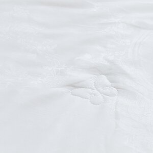 �������� ������ Luxe Dream Grace Silk, ����������� � ���� 21250 �. � �����������