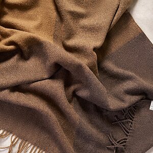 ���� Luxberry Woolen, ������-���������� � ������ ������ � 50 ��������