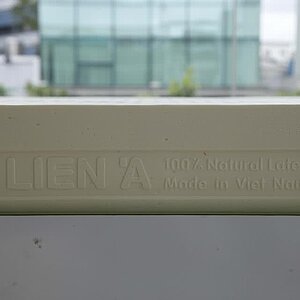 ������ Lien'a L'a Dome 15 �� � ���� 72037 �. � ��������� �����������, ������������ ���: 180 ��.