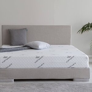 ������ Kamasana Mariposa � ���� �� ������ ������� ����� � ��� ������