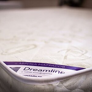  DreamLine Eco Foam Hard Bonnell