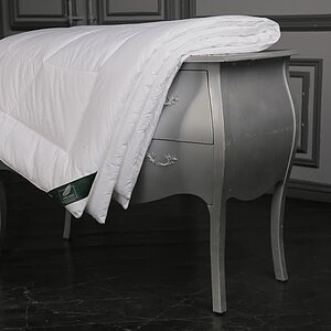 ������ Anna Flaum Mais, ������ � ������ � ������