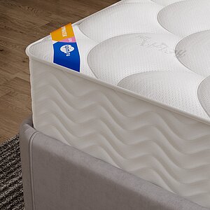 ������ ������� Touch S1000 � ������ �������: ������-������ � ������ � ������ �������: 27 ��.