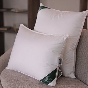 ������� Anna Flaum�Schnee, ������� 70�70 �� � ���� 28300 �. � 25 ��������
