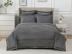 ���������� ����� � ������� Sofi De Marko ������-�, ��������