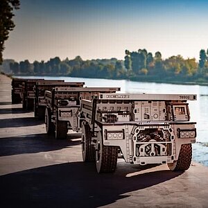 ����������� 3D-���� Ewa Belaz 75600 � ���� 4490 �. � 100 ��������