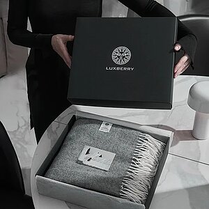 ���� Luxberry ������ � ���� 16380 �. � ������ ������