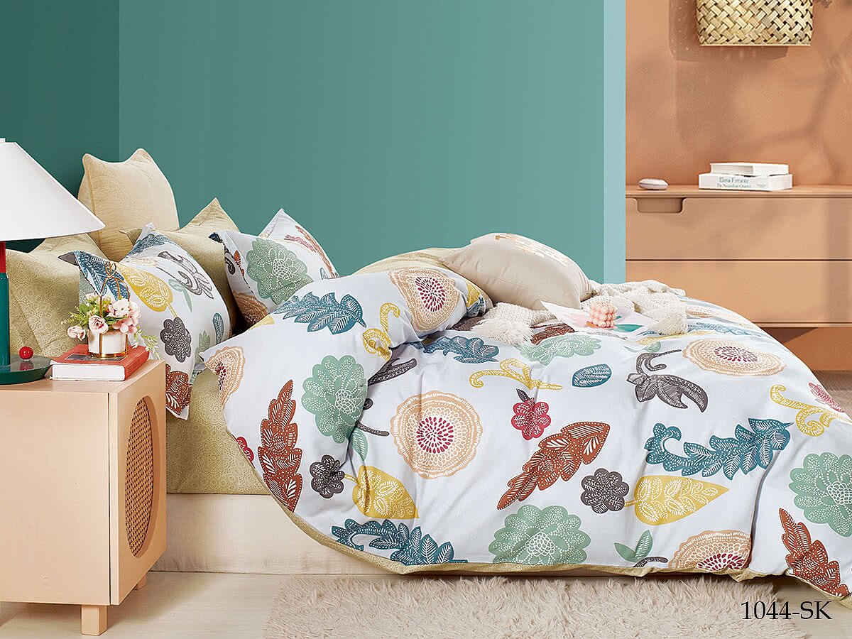 ���������� ����� Cleo 1044-SK