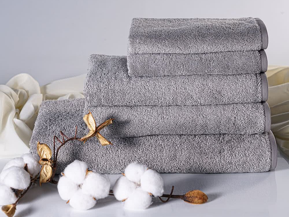 �������� �� 5-�� ��������� Claire Batiste Atelier Ile, ��������-�����