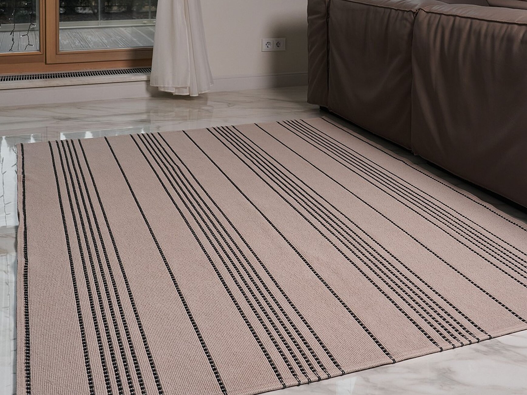 ����� Luxberry Lino