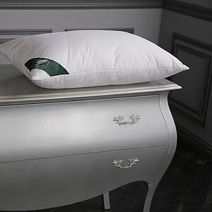 ������� Anna Flaum Merino 50�70 �� � ���� 5596 �. � 47 ��������