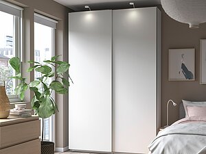 ������ ���� ������ Pax Hasvik ����������� � 2 ������� � 4 ��������