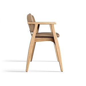 ���� Rivi Harvey