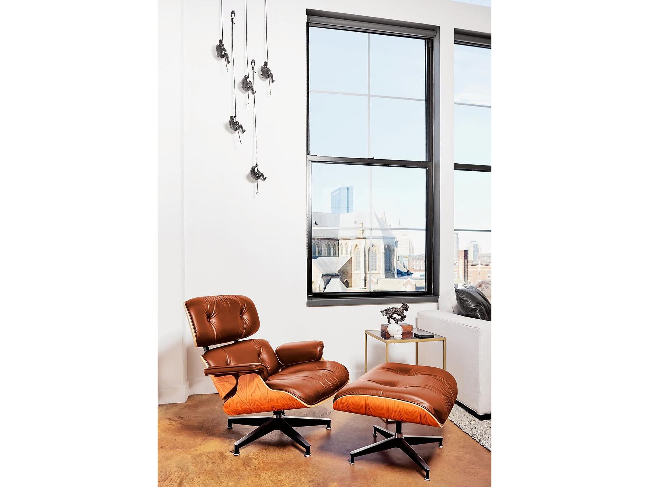 ������ �EAMES LOUNGE CHAIR� ��������� � ��������� �EAMES LOUNGE CHAIR� ���������