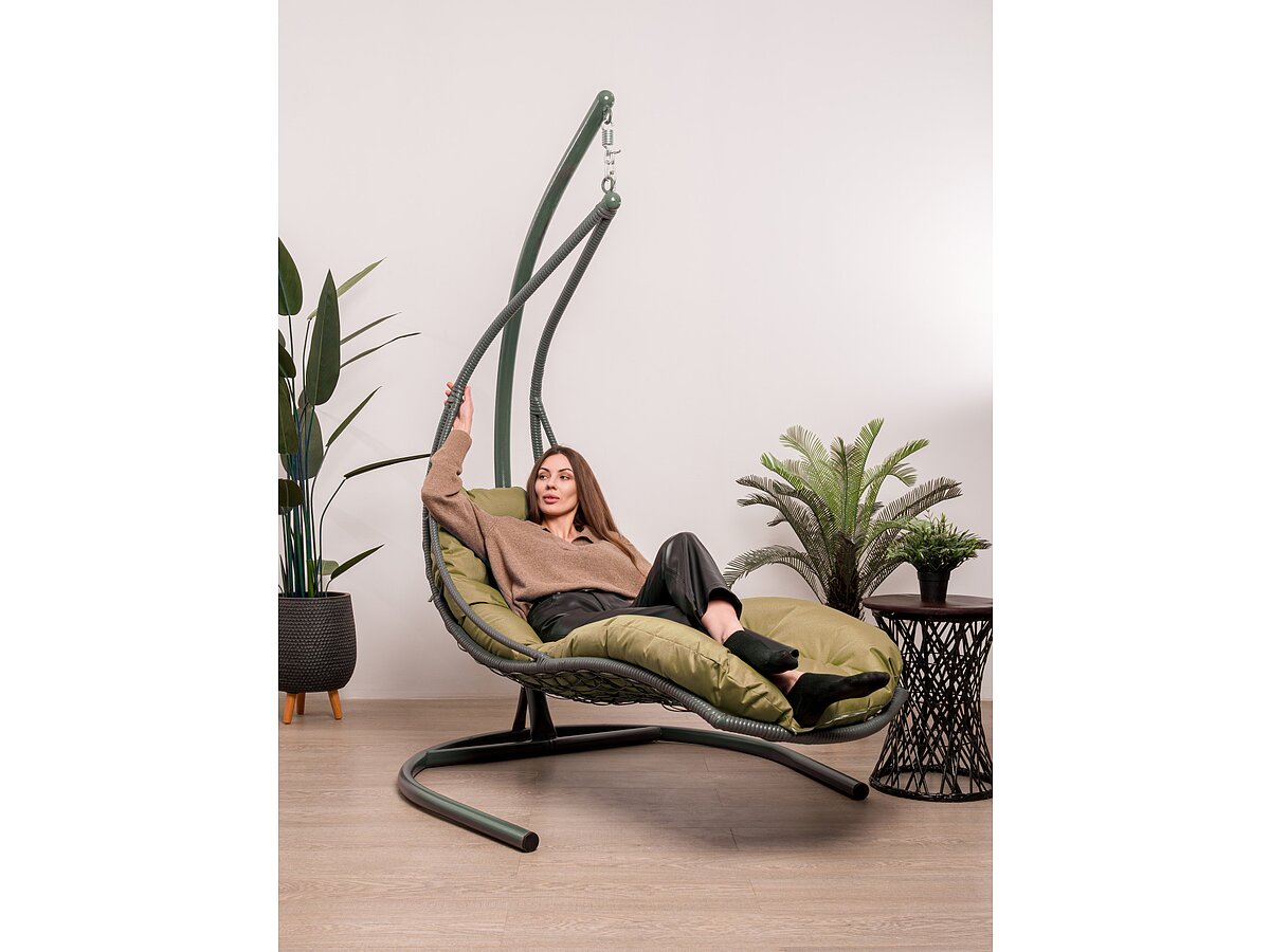 ��������� ������ M-group ������� � �������� ���������� ������� �������