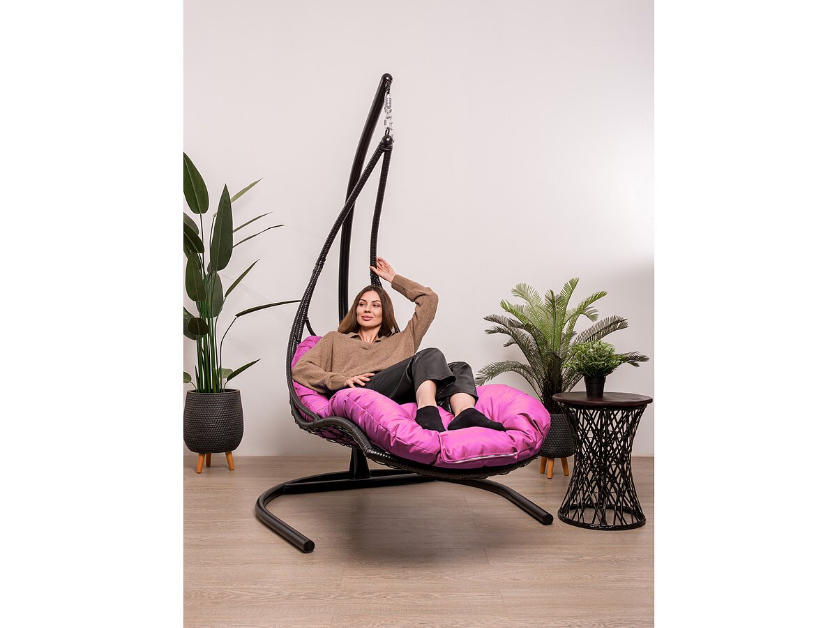 ��������� ������ M-group ������� � �������� ������ ������� �������