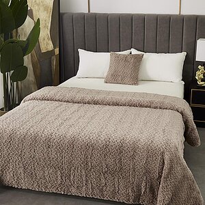 ���� Sofi De Marko ������, ����� � ���� 8112 �. � 44 �������