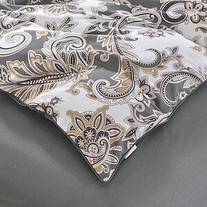 ���������� ����� �������� Sofi De Marko ��������