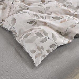 ���������� ����� Sofi De Marko ����� � ����� � 44 �������