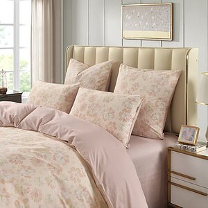 ���������� ����� Sofi De Marko ������ � ���� 10328 �. � �����