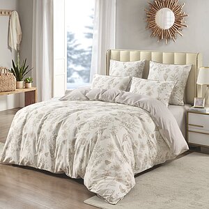 ���������� ����� Sofi De Marko ��������, ��� � ���� 10328 �. � 52 �������