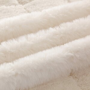 ���� Sofi De Marko ������, ����� � ���� 7936 �. � 42 �������