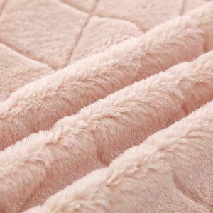 ���� Sofi De Marko ������, ���������� � ���� 6096 �. � 39 ��������