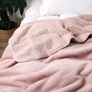 ���� Sofi De Marko �������, ����� � ���� 9344 �. � 50 ��������