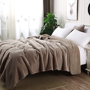 ���� Sofi De Marko �������, ������� � ���� 11744 �. � 41 ������