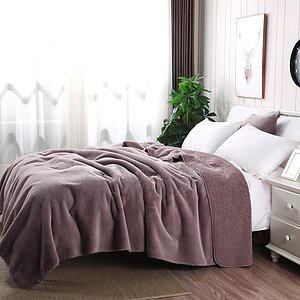 ���� Sofi De Marko �������, ����� � ���� 9344 �. � 44 �������