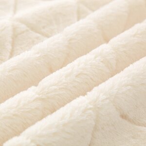 ���� Sofi De Marko ������, ������ � ���� 6096 �. � 44 �������