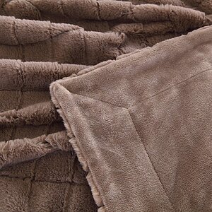 ���� Sofi De Marko ������, ���� � ���� 7936 �. � 56 ��������