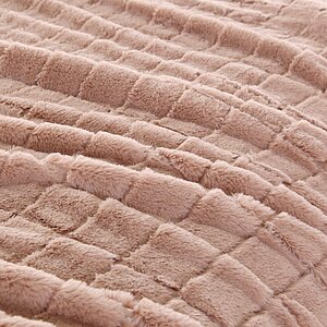 ���� Sofi De Marko ������, ������� � ���� 7936 �. � 44 �������