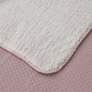 ���� Sofi De Marko ������, ����� � ���� 5896 �. � 48 ��������