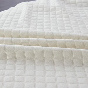 ���� Sofi De Marko �����, ������ � ���� 5896 �. � 53 �������