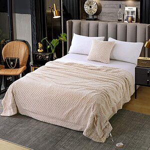 ���� Sofi De Marko �����, �������� � ���� 6856 �. � 61 ������