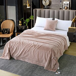 ���� Sofi De Marko �����, ����� � ���� 6856 �. � 45 ��������