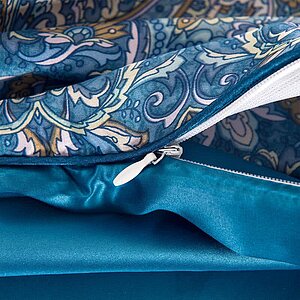 ���������� ����� Luxe Dream Blumarine � ����������� ���� � 89 ��������