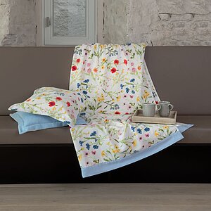 ��������� Feiler Flower meadow 50�100 �� � ���� 10000 �. � 60 ��������