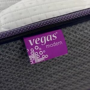 �����-����� Vegas M5